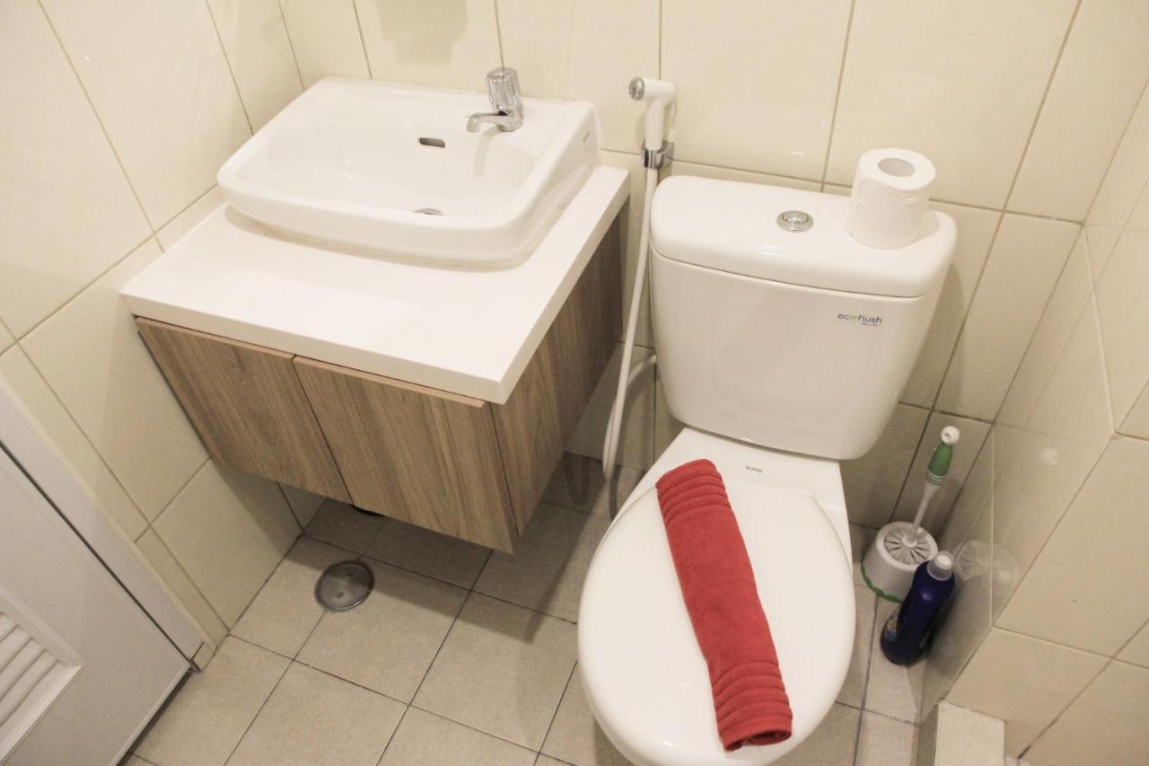Deluxe And Comfortable 2br The Springlake Summarecon By Travelio