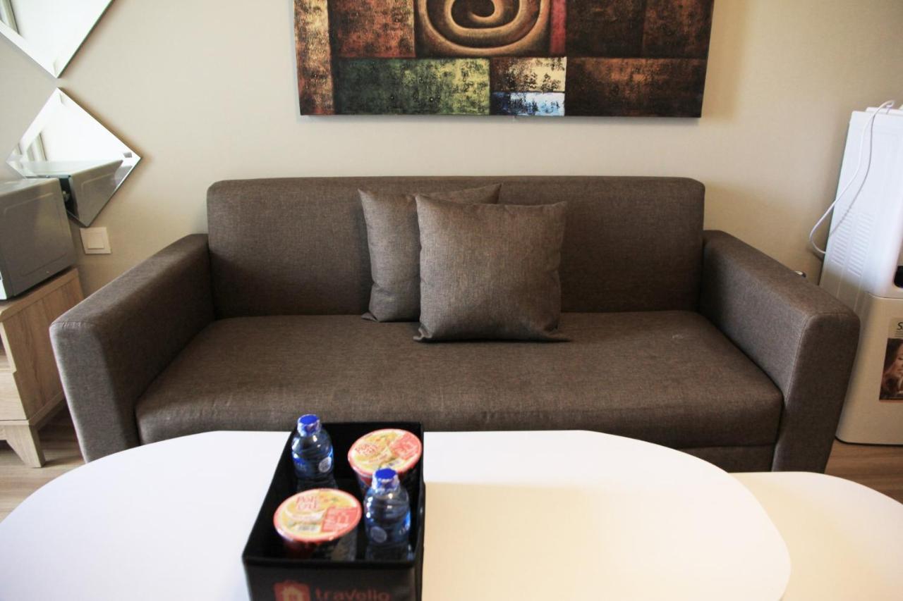 Apartemen Deluxe And Comfortable 2br The Springlake Summarecon By Travelio